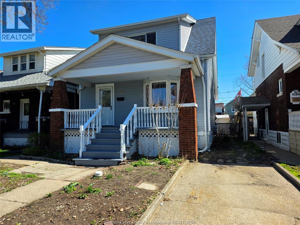 1126 LOUIS AVENUE - 2