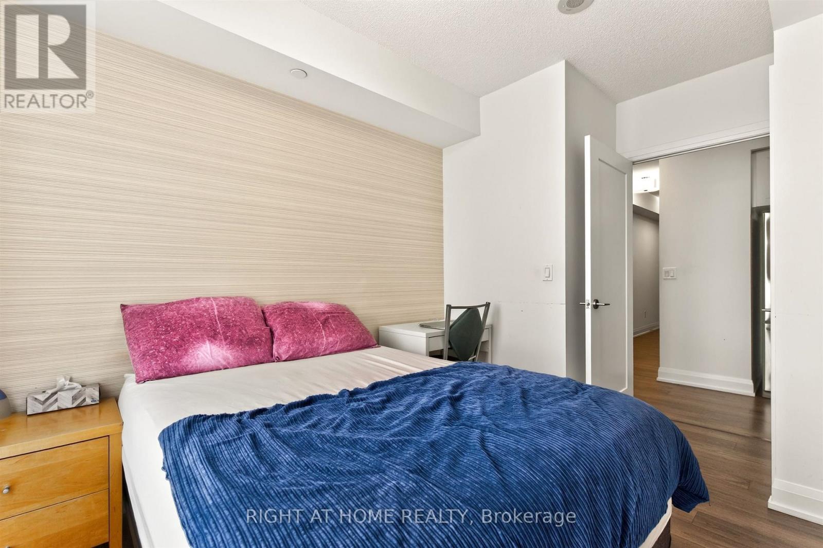 #509 18 GRAYDON HALL DRIVE - 26