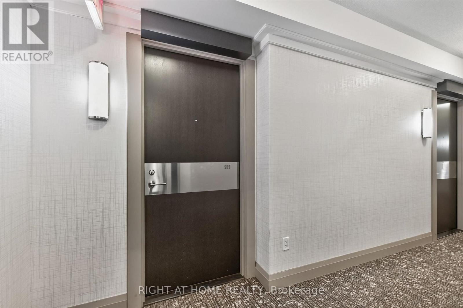 #509 18 GRAYDON HALL DRIVE - 7