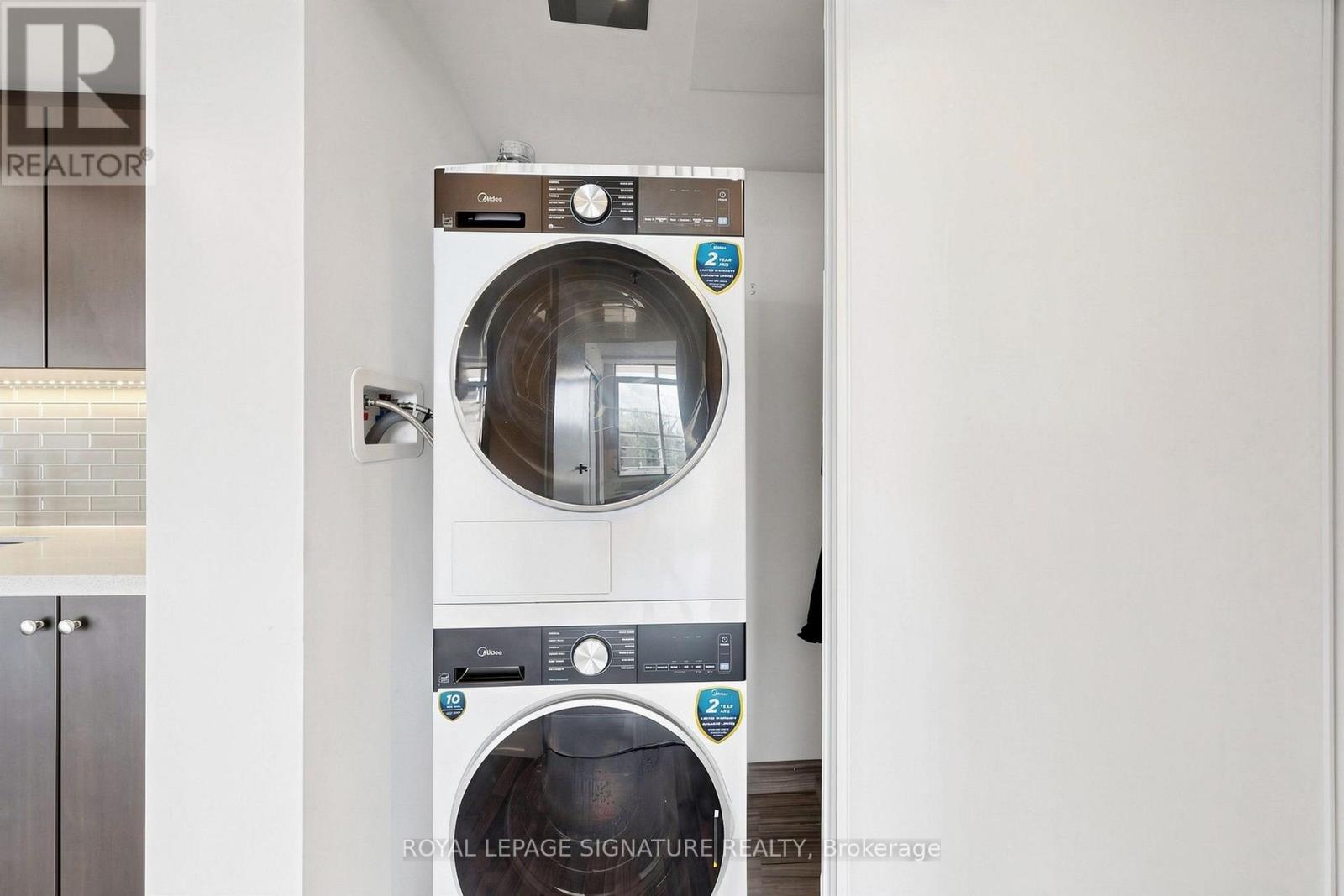 #1303 555 WILSON AVENUE - 13