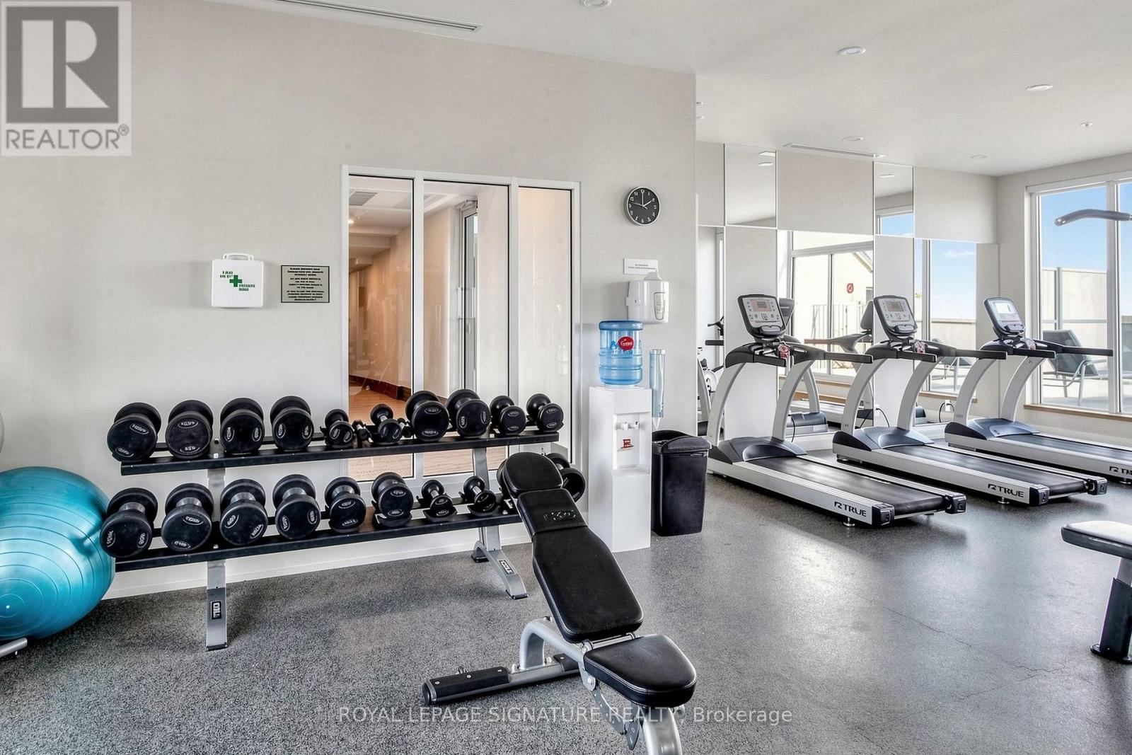 #1303 555 WILSON AVENUE - 18