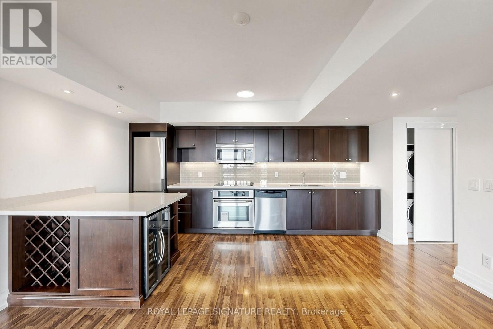 #1303 555 WILSON AVENUE - 8