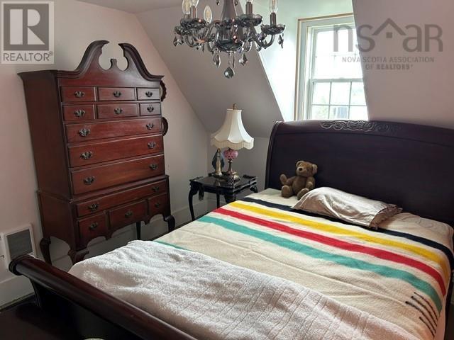 Property 15 of 21 of 8863 Highway 2