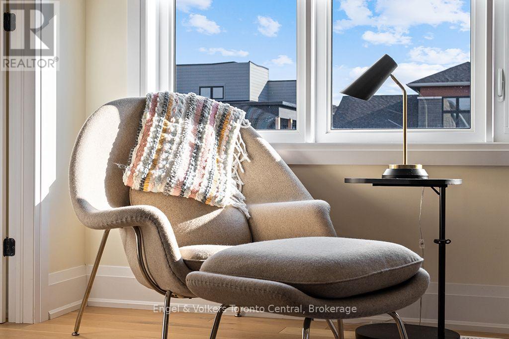 160 SPRINGSIDE CRESCENT - Image 31