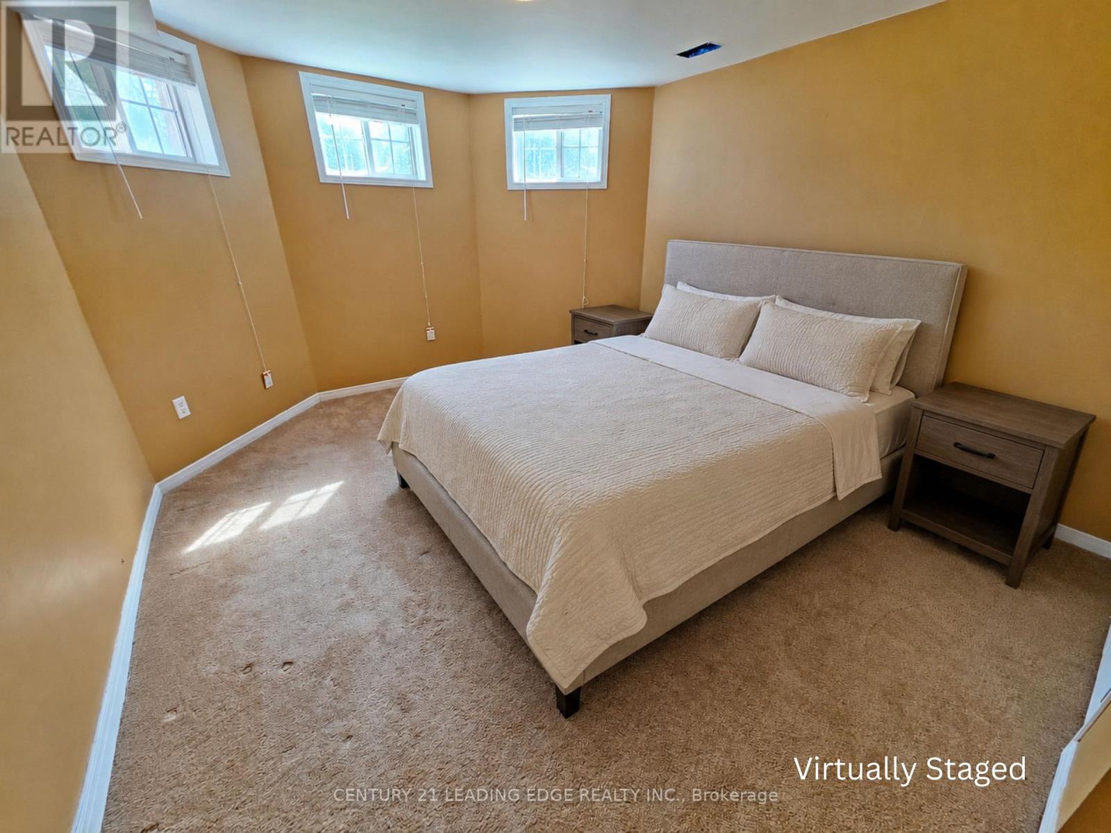 4 BAY COURT - Image 22