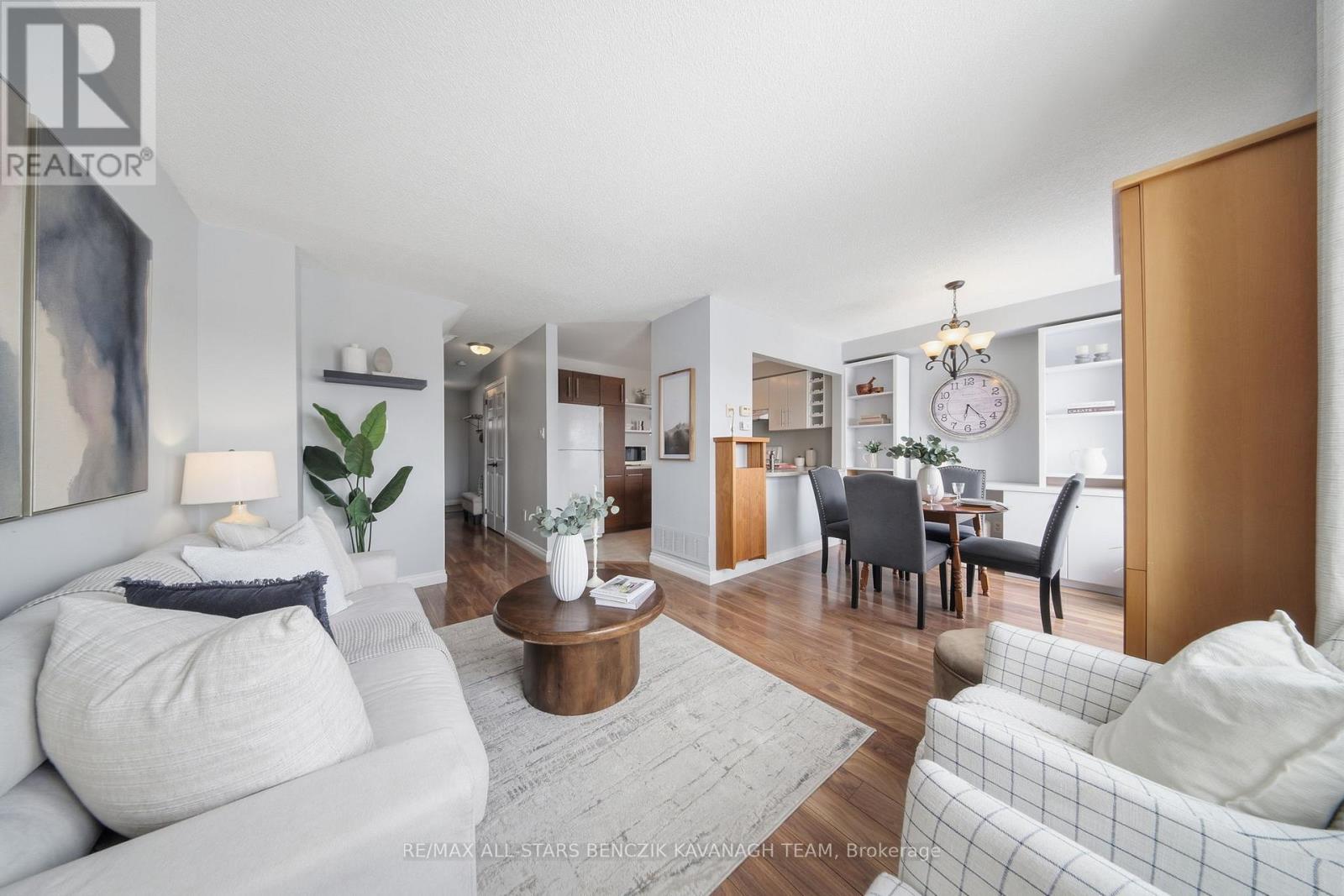 103 LORNE STREET - 5