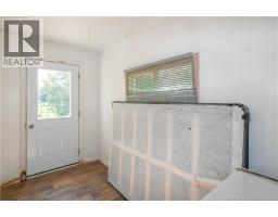 Foyer - 45 Rue Du Pêcheur Nord, Lameque, NB E8T1K4 Photo 9