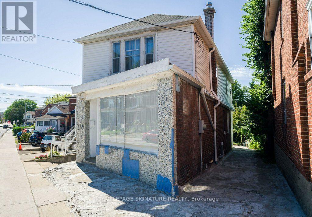724 VAUGHAN ROAD - Image 26