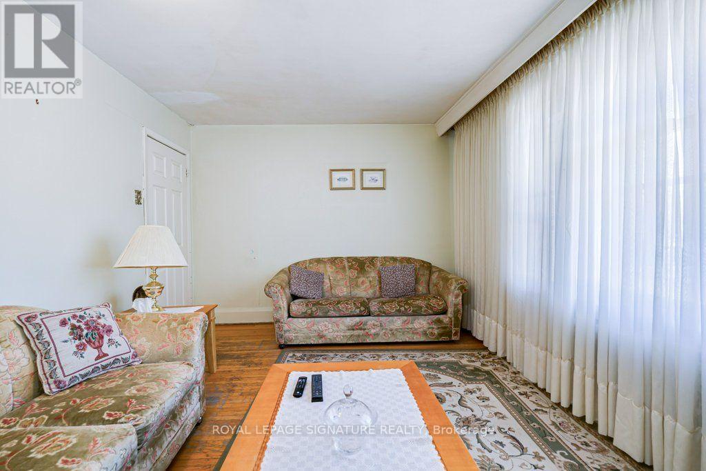 724 VAUGHAN ROAD - 14