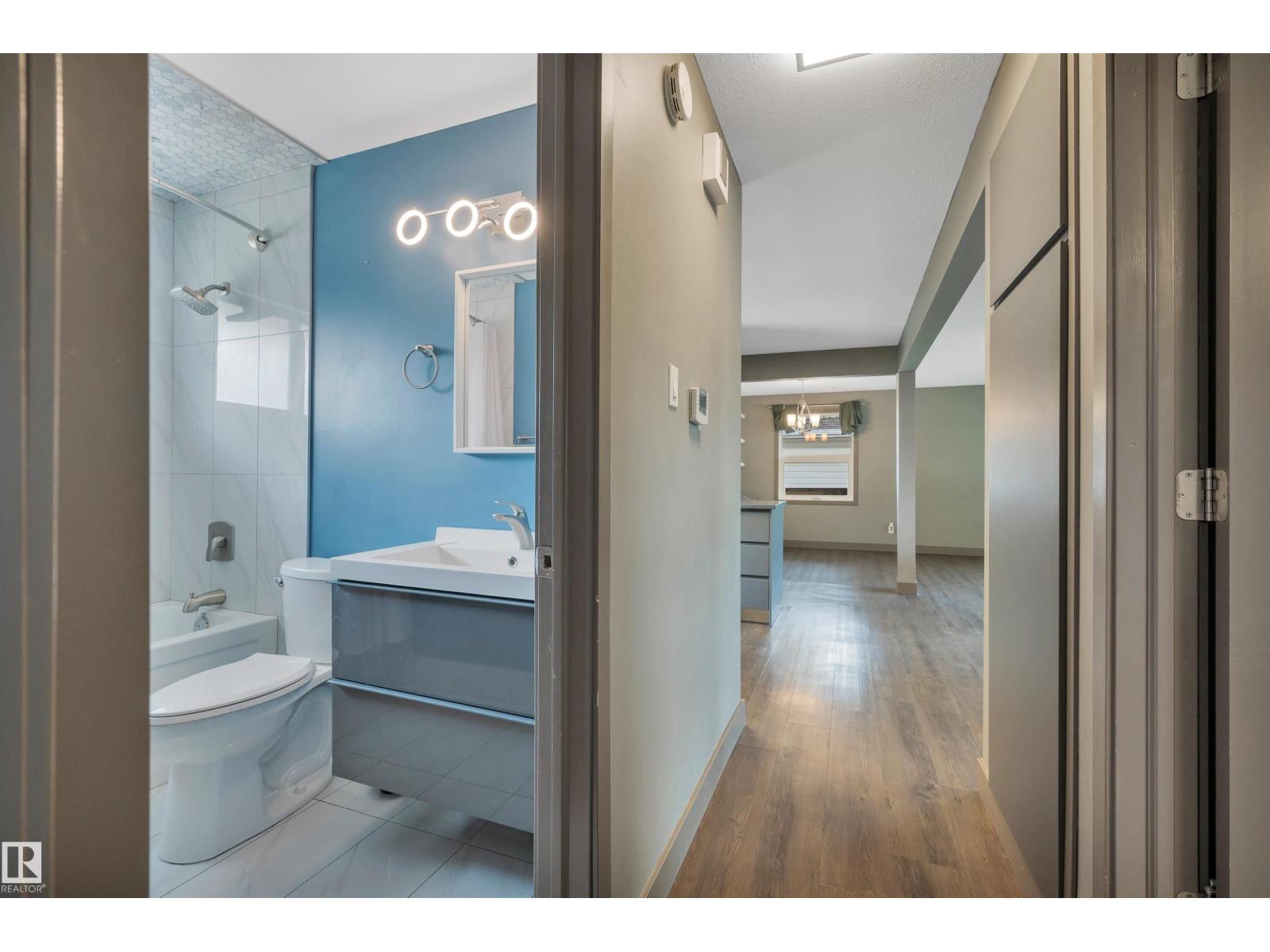 8615 66 AV NW - Image 26