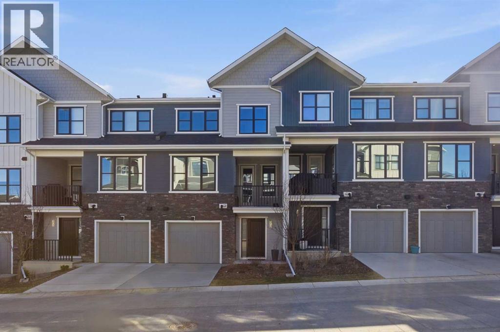 Property for sale at 307 Crestridge Common SW