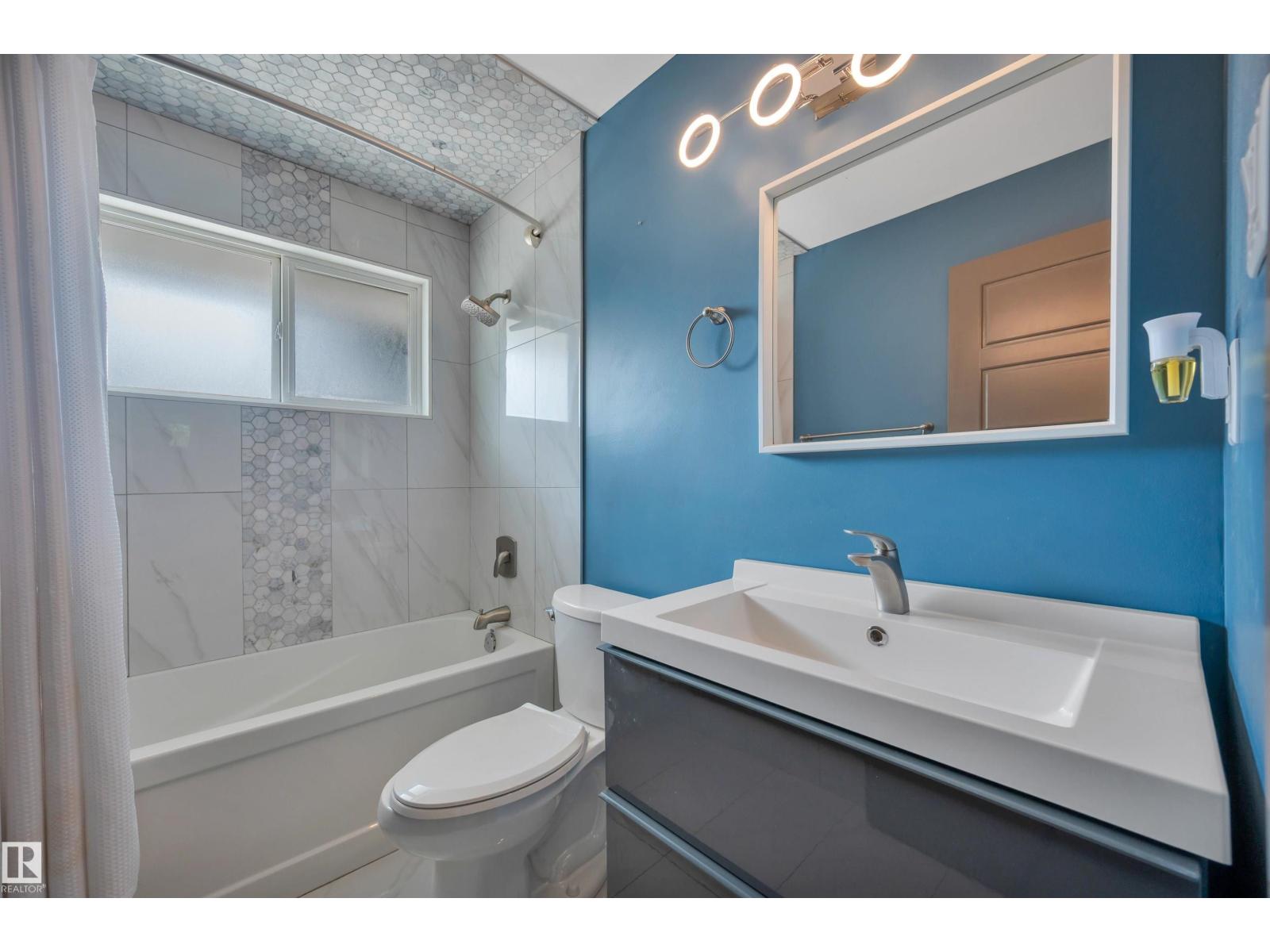 8615 66 AV NW - Image 23