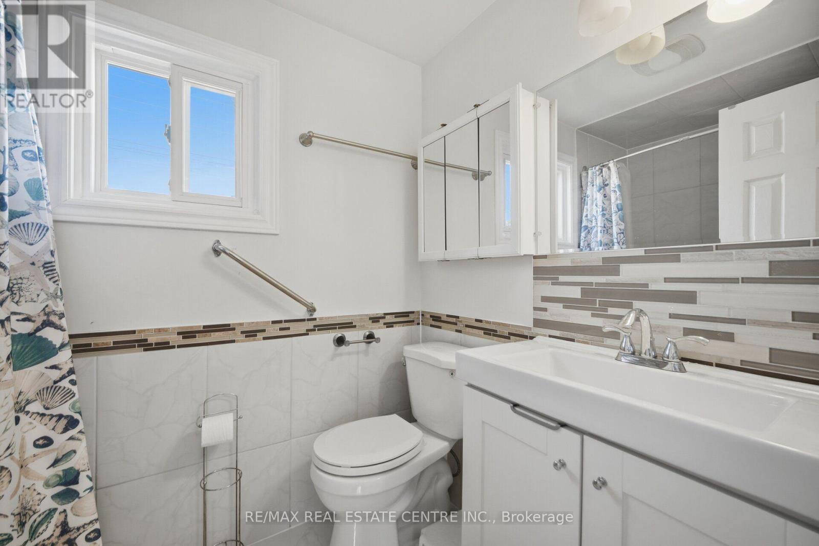 71 SULTAN POOL DRIVE - Image 25