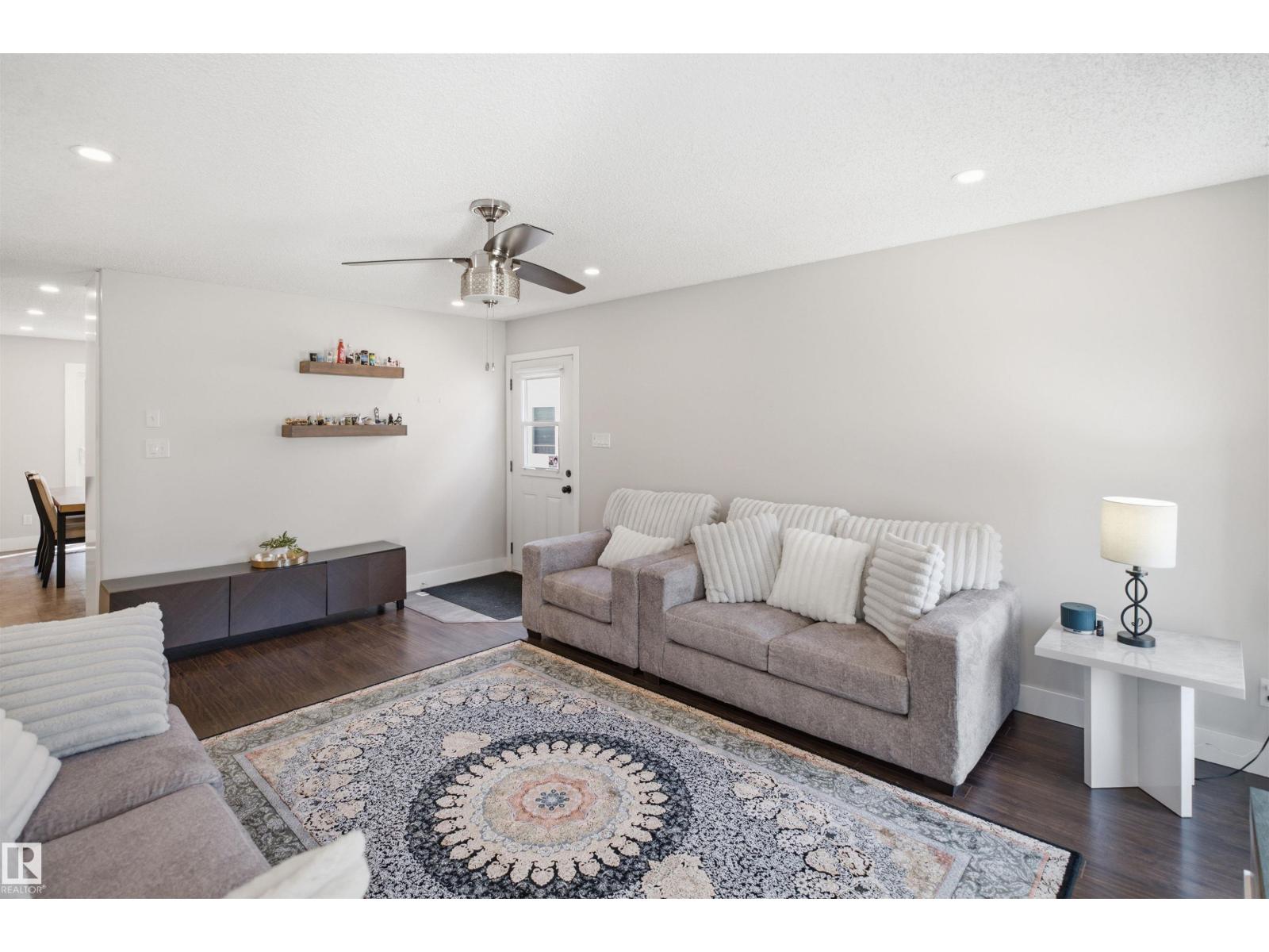 3515 20 Ave NW - Image 12