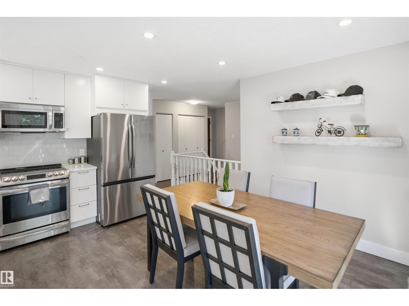 3515 20 Ave NW - 18