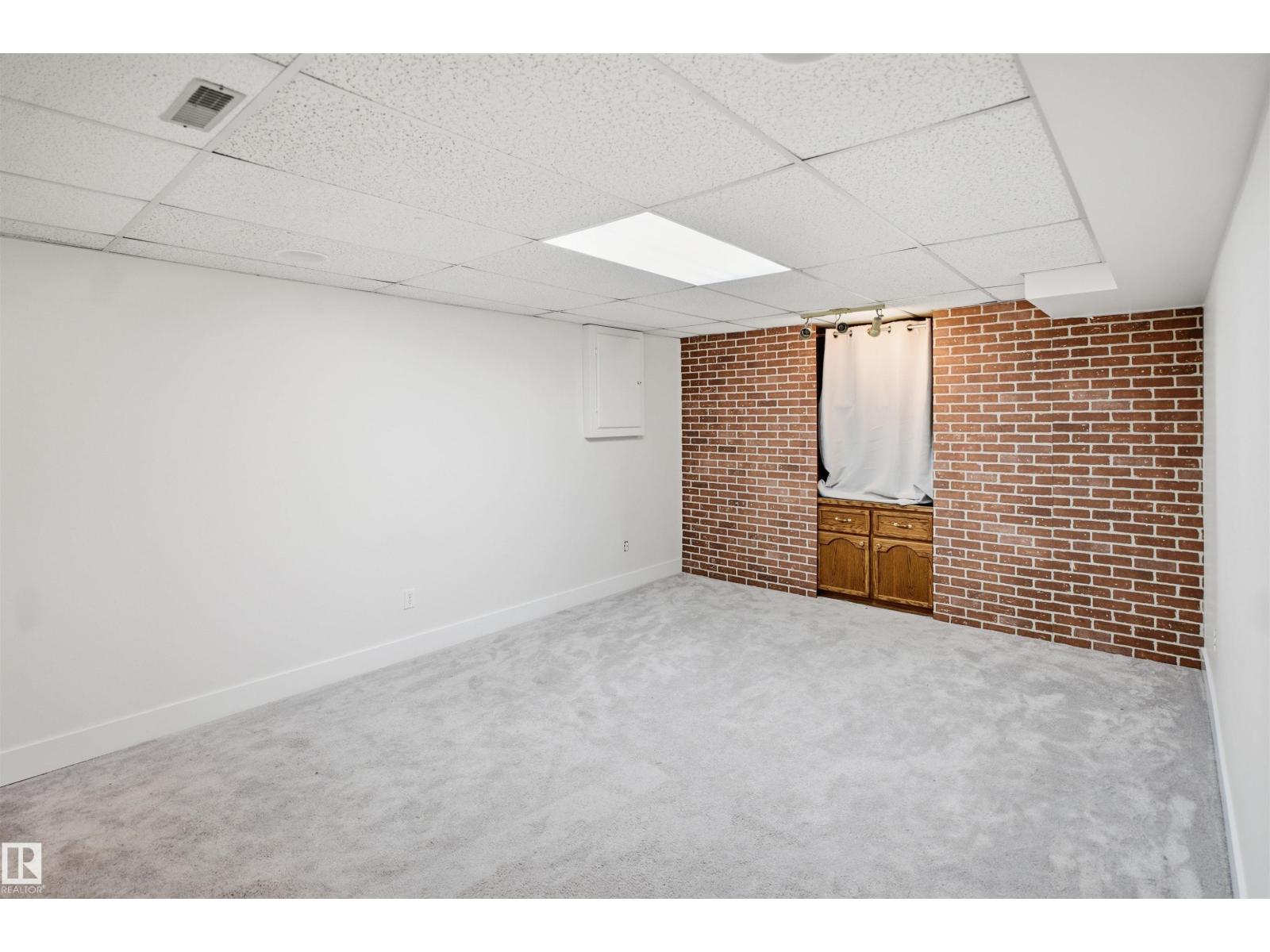 3515 20 Ave NW - Image 35