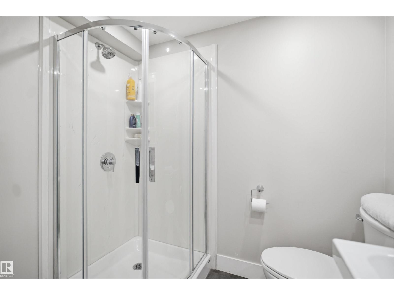3515 20 Ave NW - Image 43