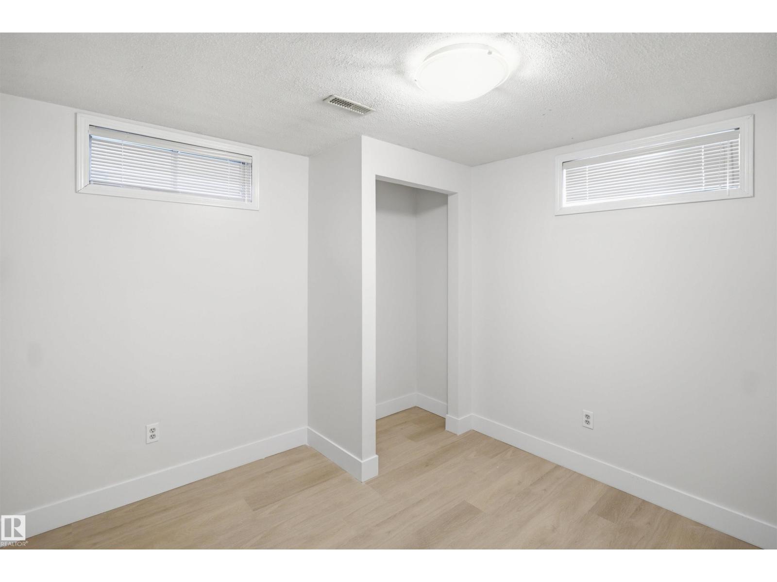 3515 20 Ave NW - Image 44