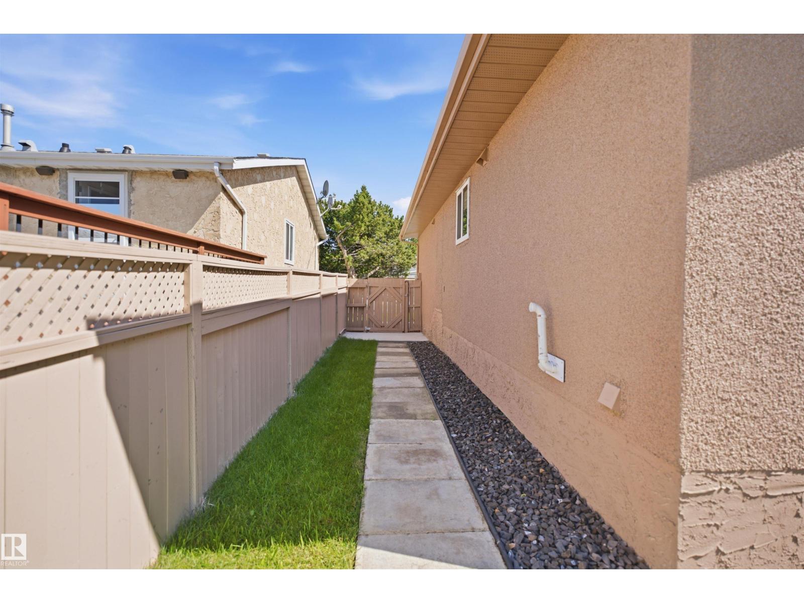 1720 49 A Street NW - 43