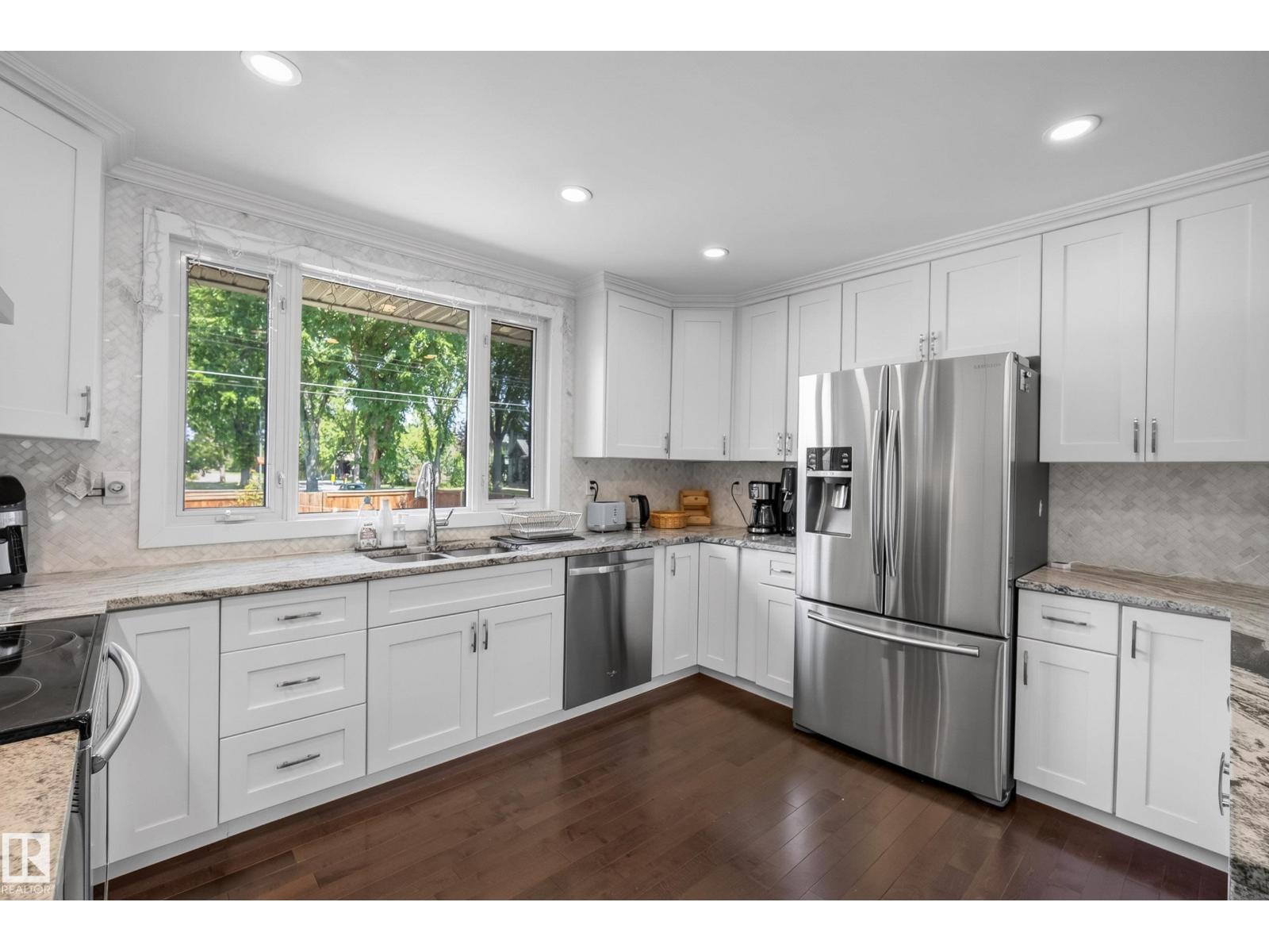 14604 93 AV NW - Image 13