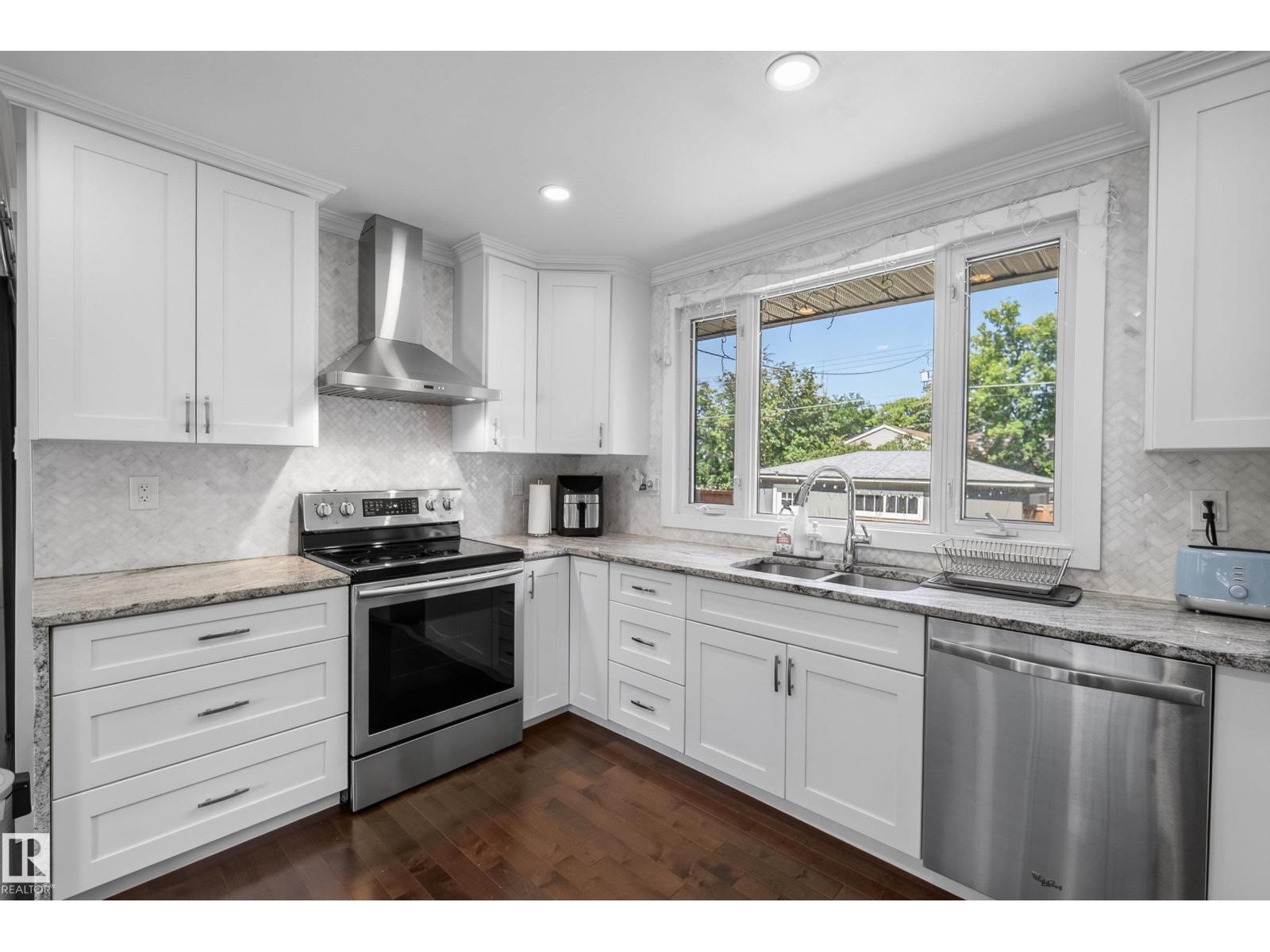 14604 93 AV NW - Image 14