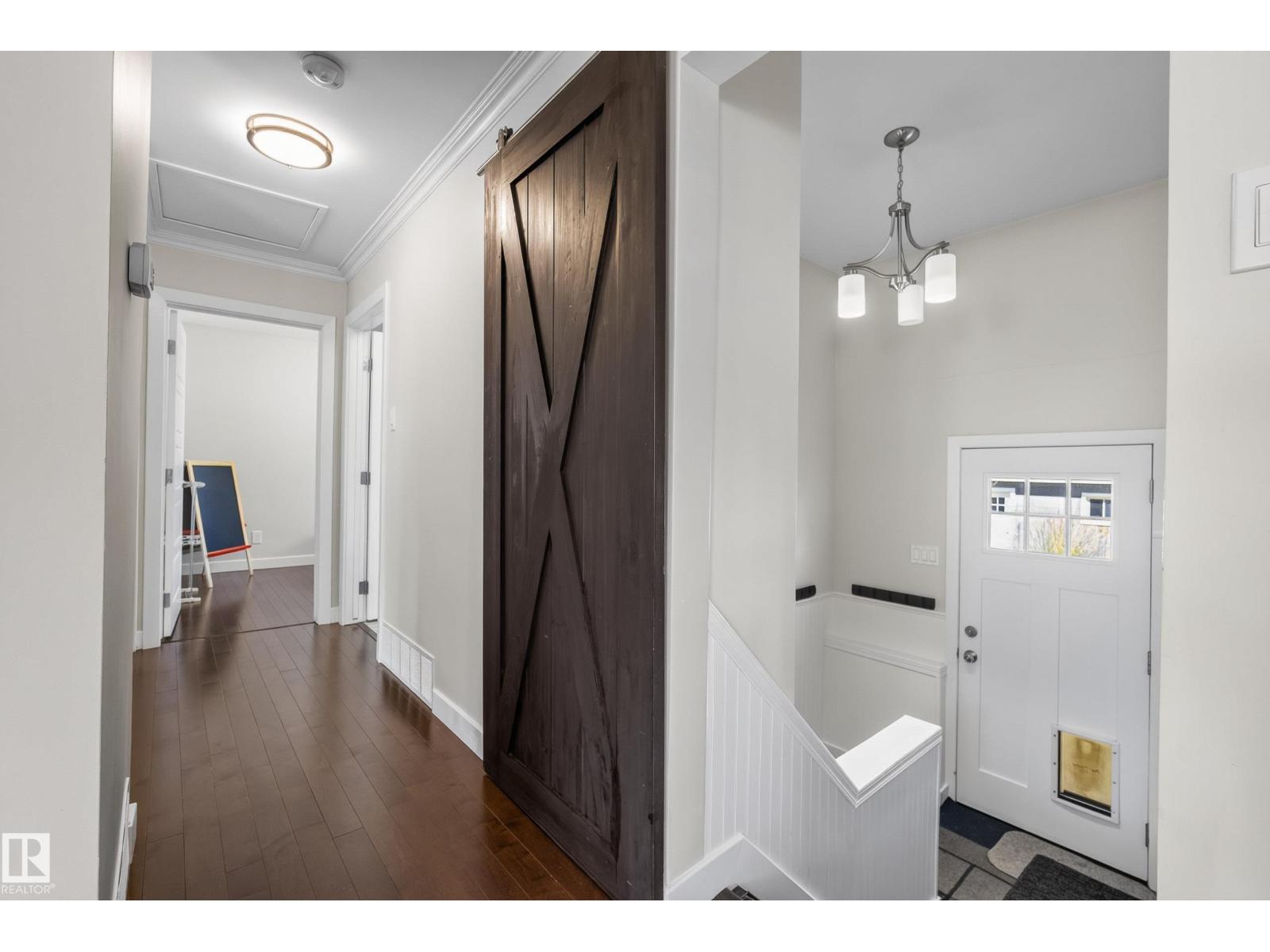 14604 93 AV NW - 22