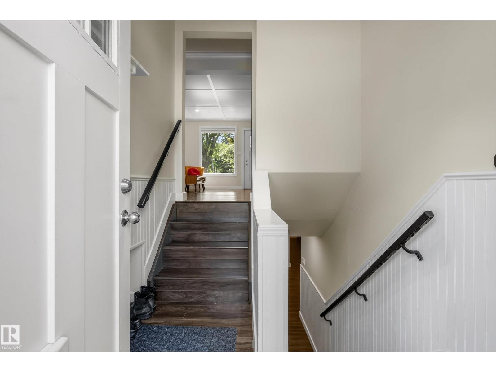 14604 93 AV NW - 26