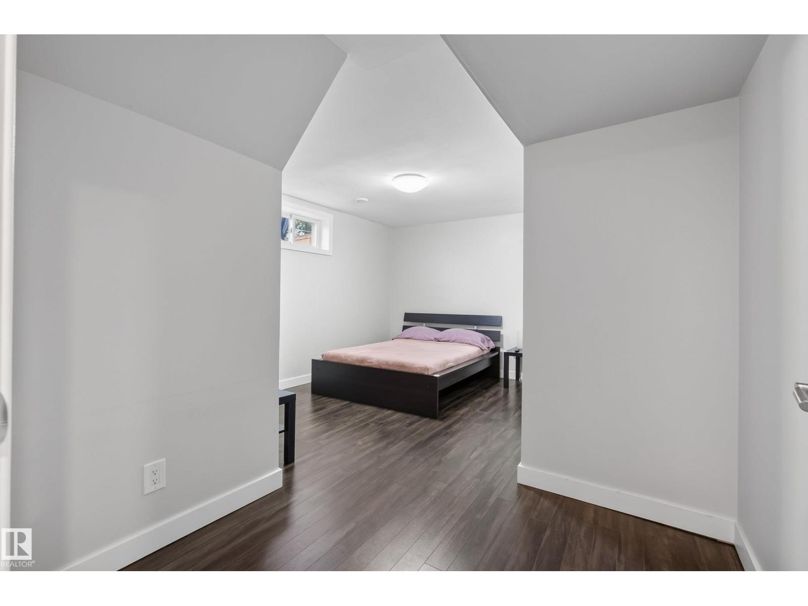 14604 93 AV NW - 31