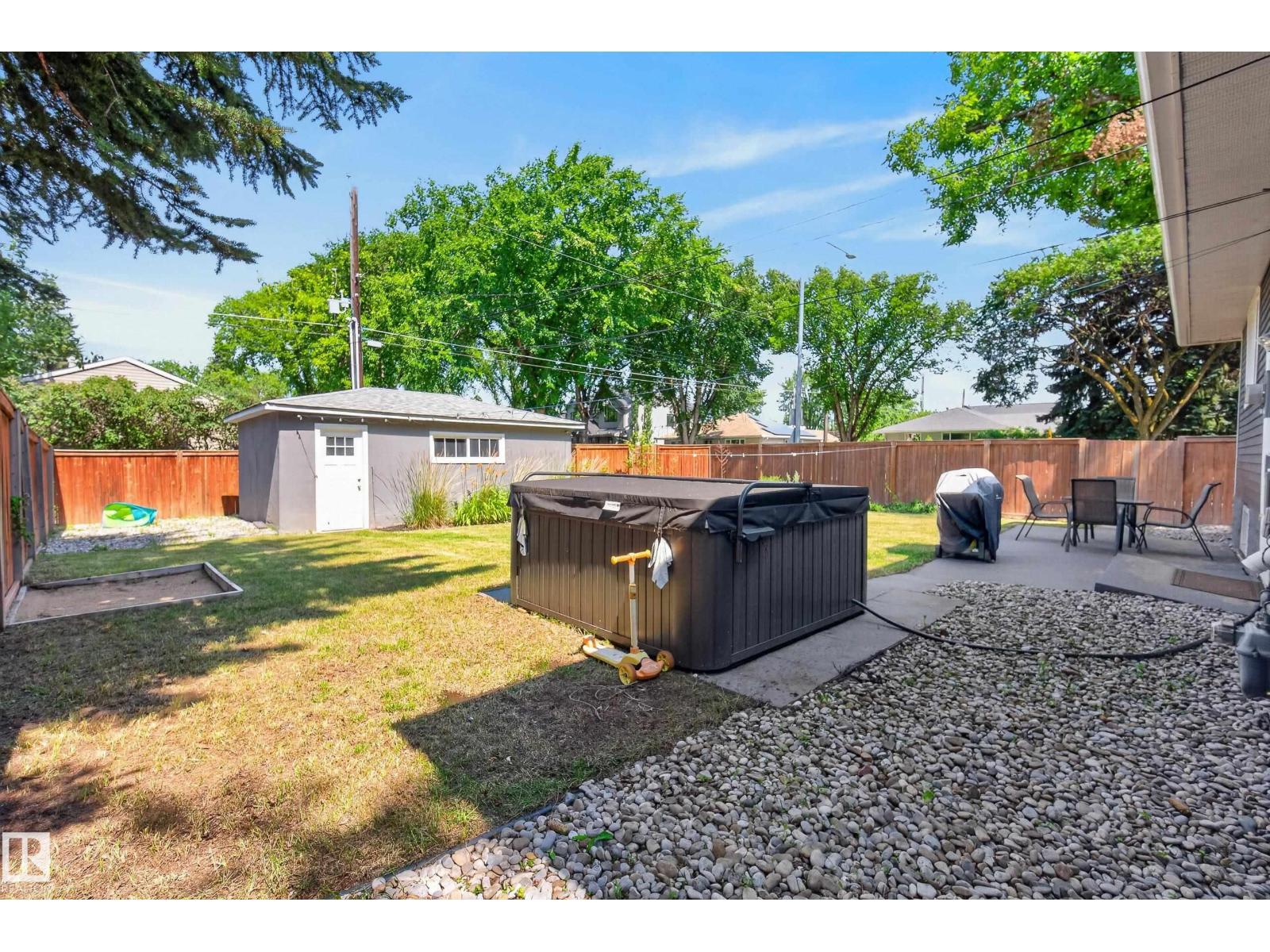 14604 93 AV NW - Image 45