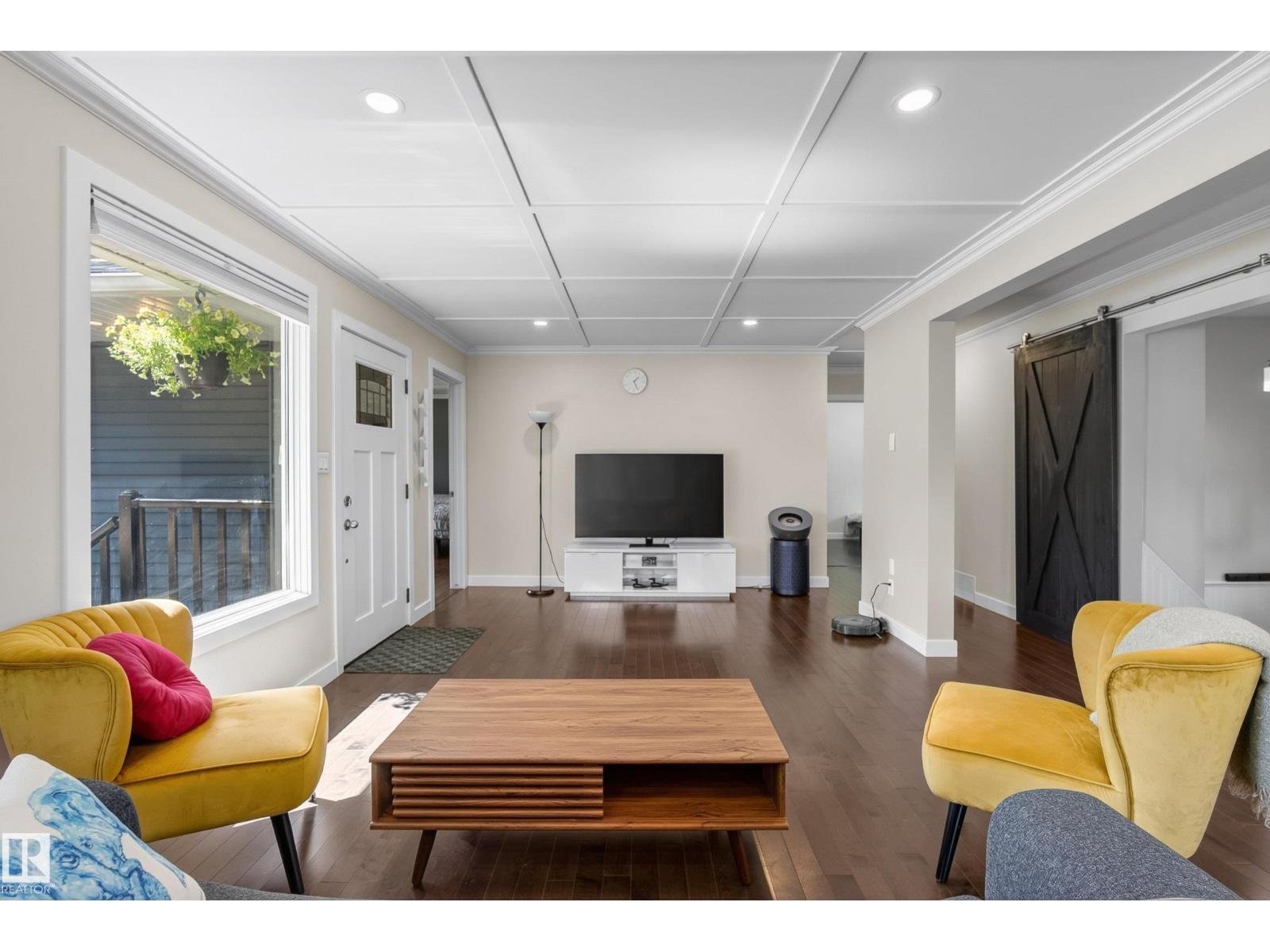 14604 93 AV NW - 7