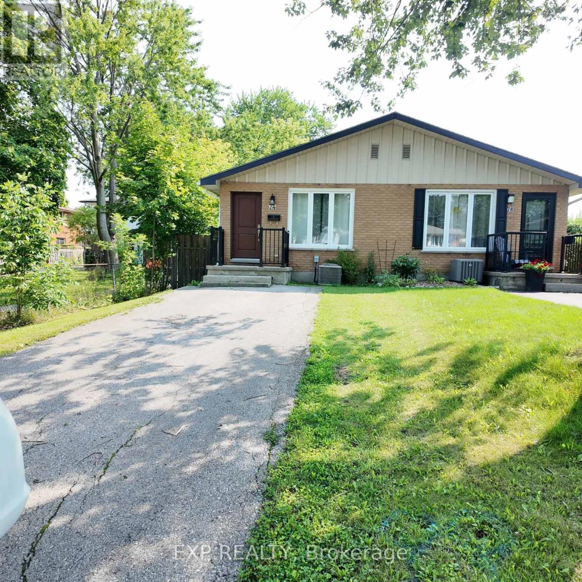 3 bedroom Single Family exterior, Upper- 74 Almond Road, London South (South T), Ontario