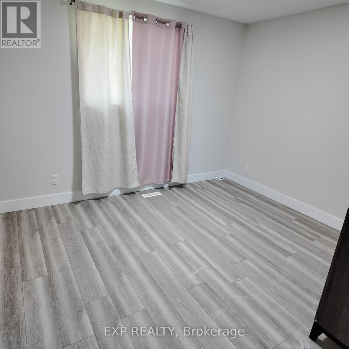 74 Almond Road — photo 11
