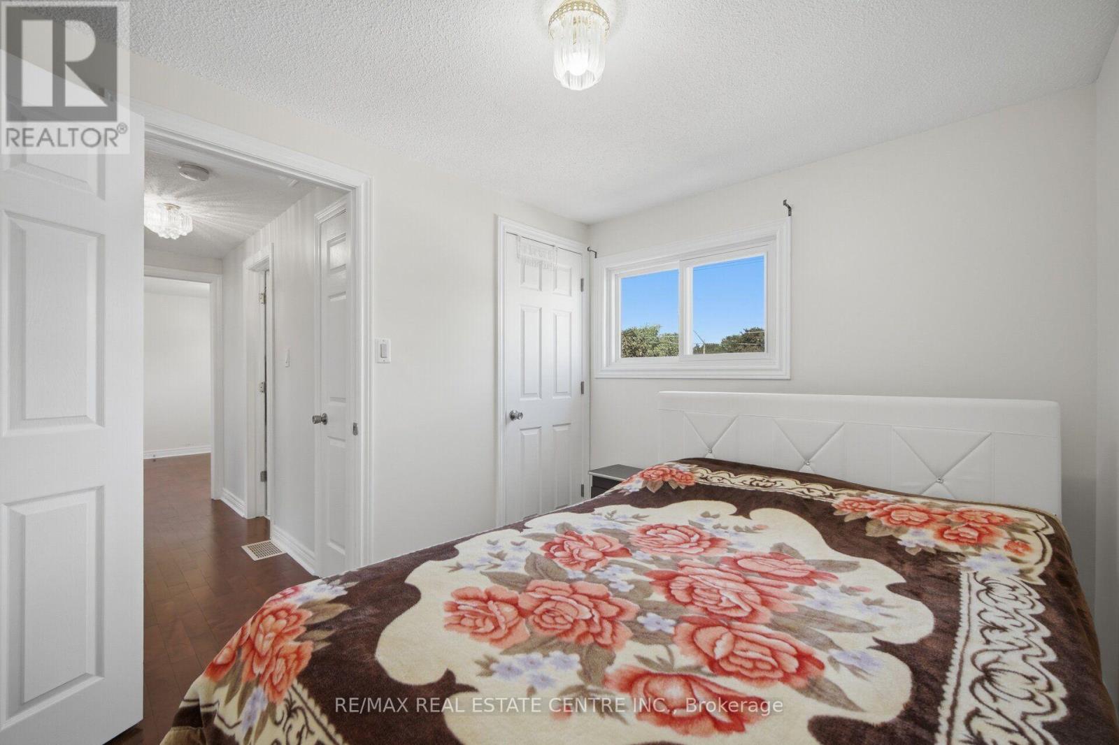 71 SULTAN POOL DRIVE - Image 24