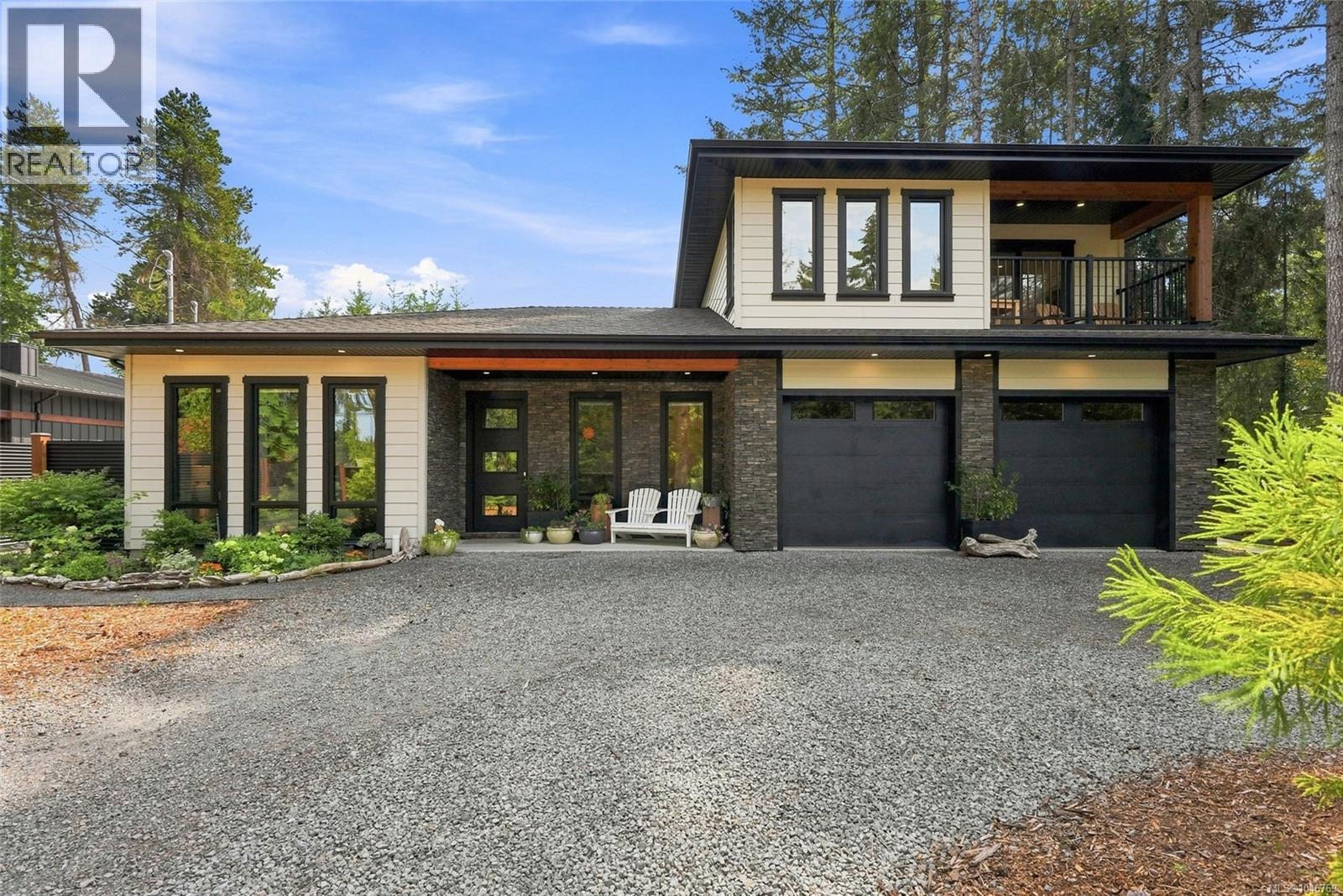 935 Meadowlark Pl - 2