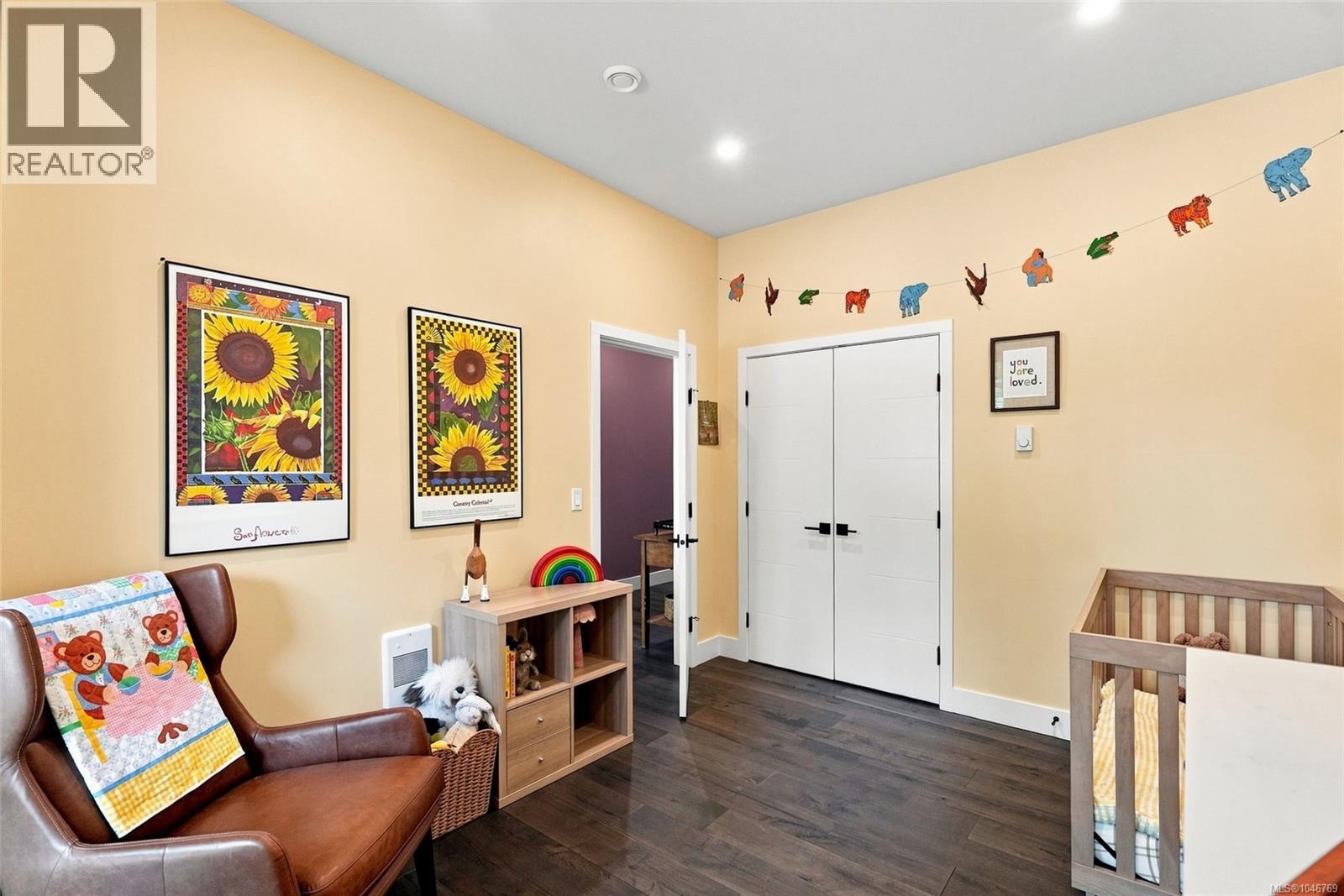 935 Meadowlark Pl - 6