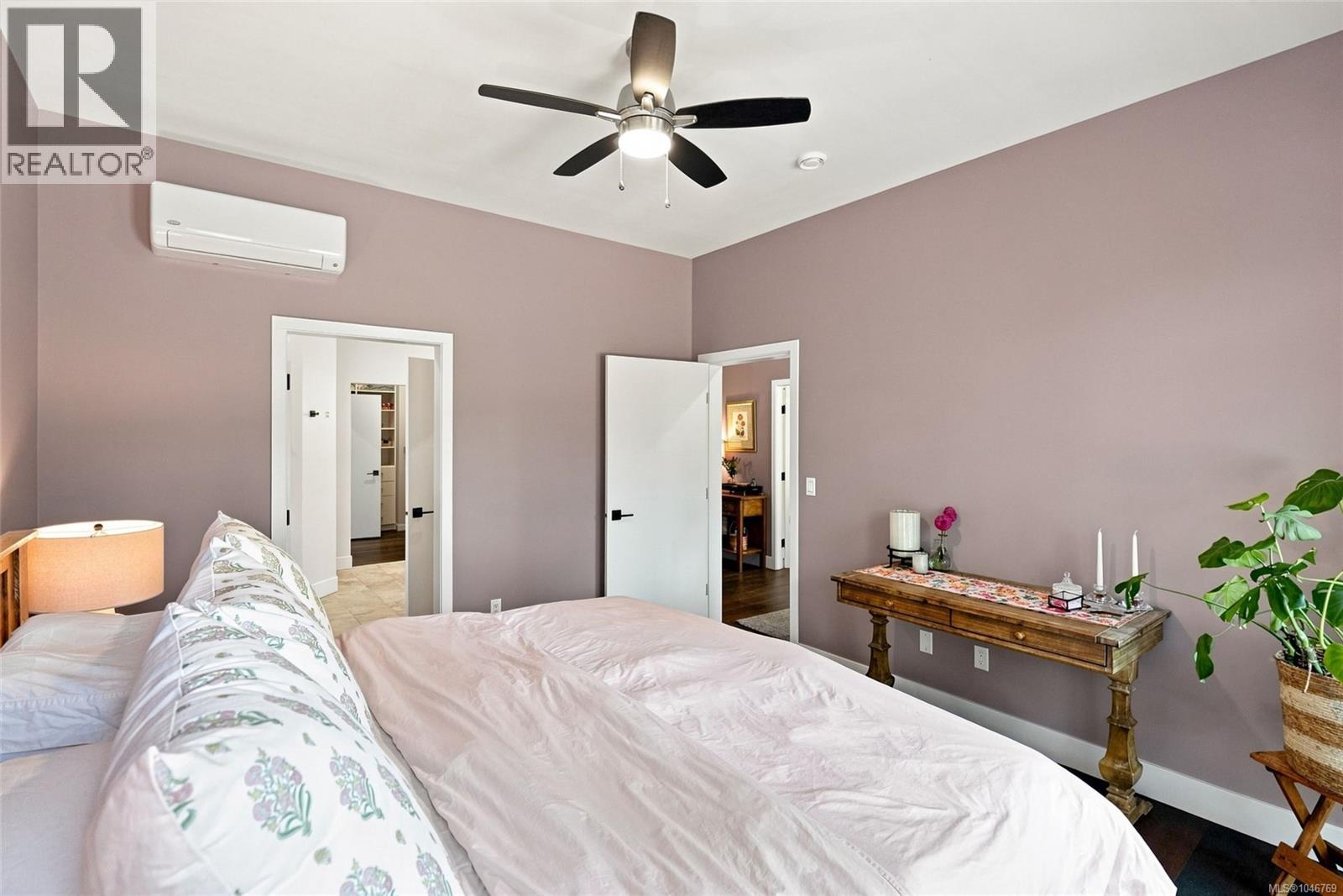 935 Meadowlark Pl - 8