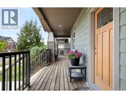 719 Mahogany Boulevard SE - photo 9
