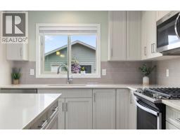 719 Mahogany Boulevard SE - photo 18