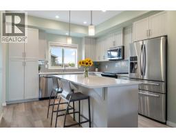 719 Mahogany Boulevard SE - photo 2