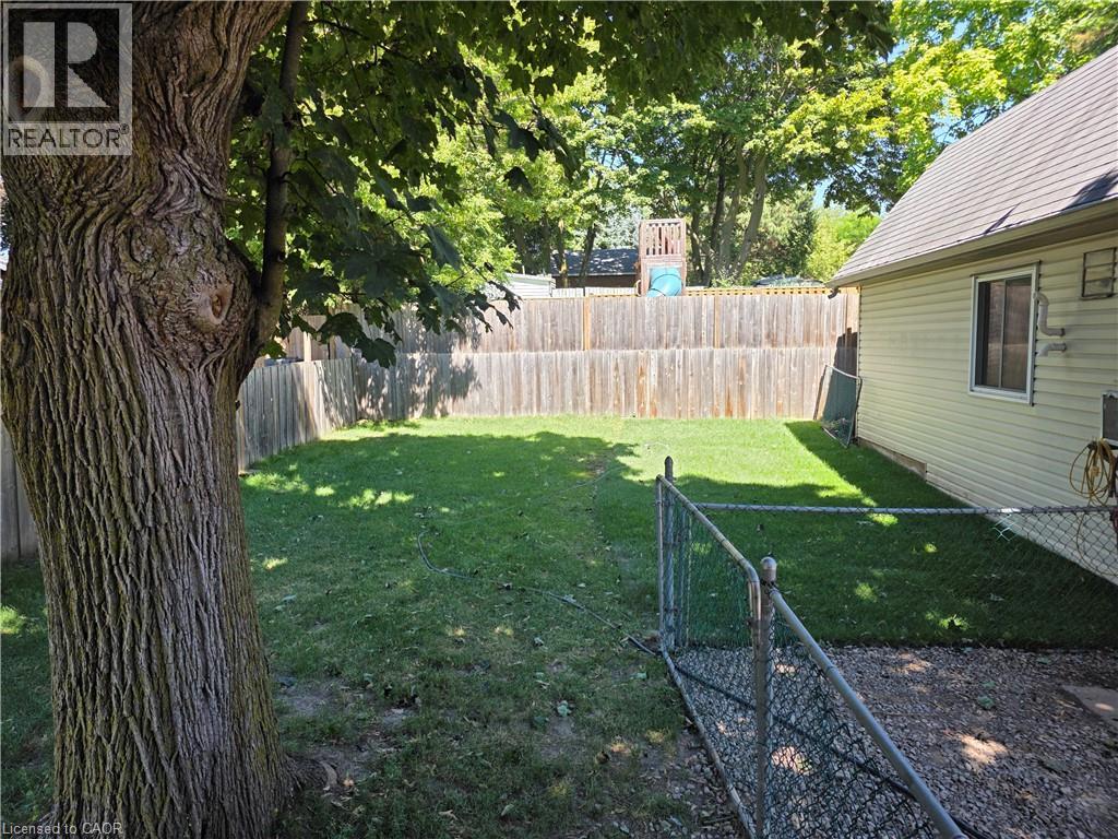 76 BRENTWOOD Avenue - Image 38