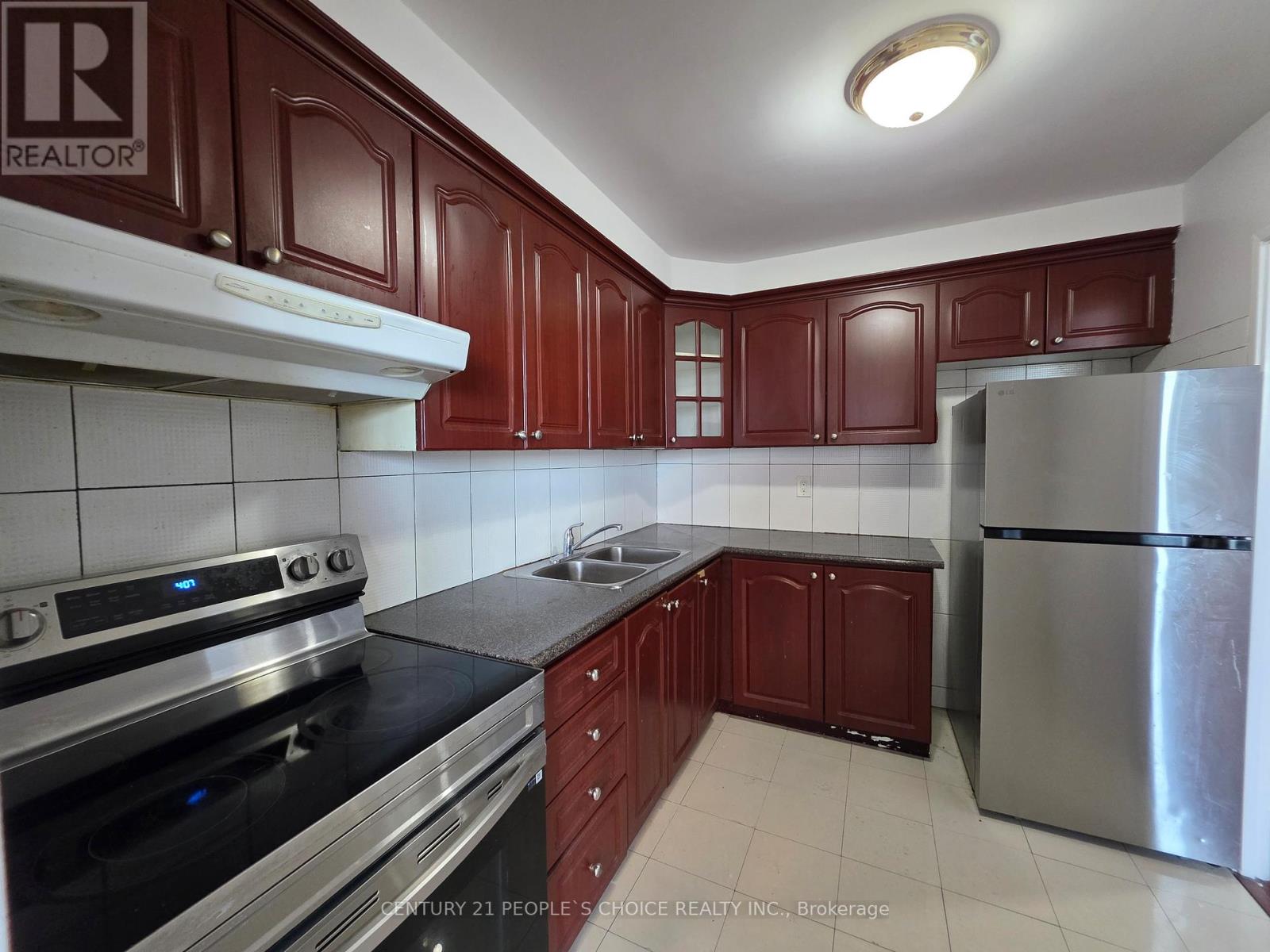 #301 3390 WESTON ROAD - 11