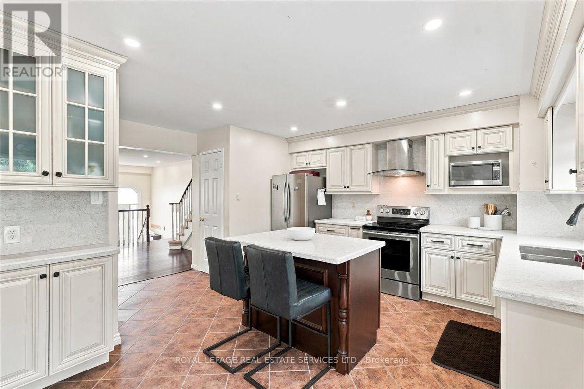 1199 LEEWOOD DRIVE - 10