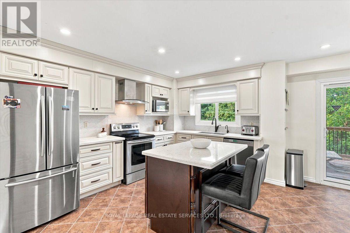 1199 LEEWOOD DRIVE - 7