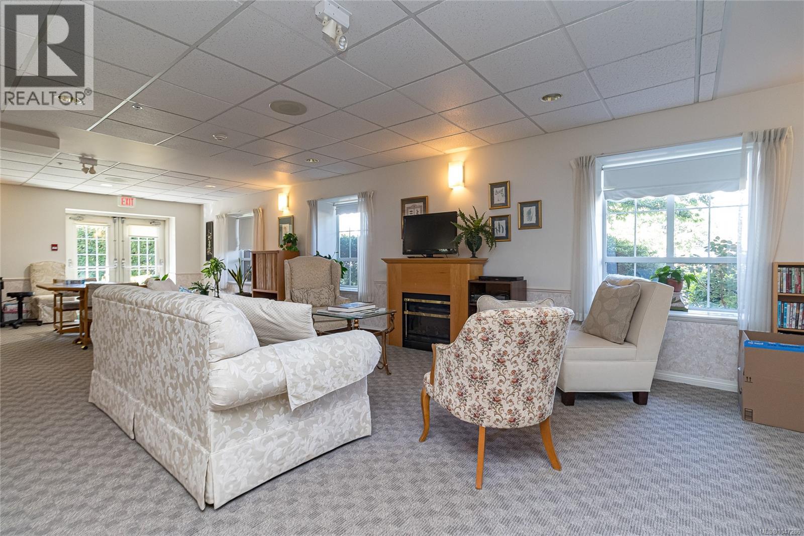 #407 3133 Tillicum Rd - 30