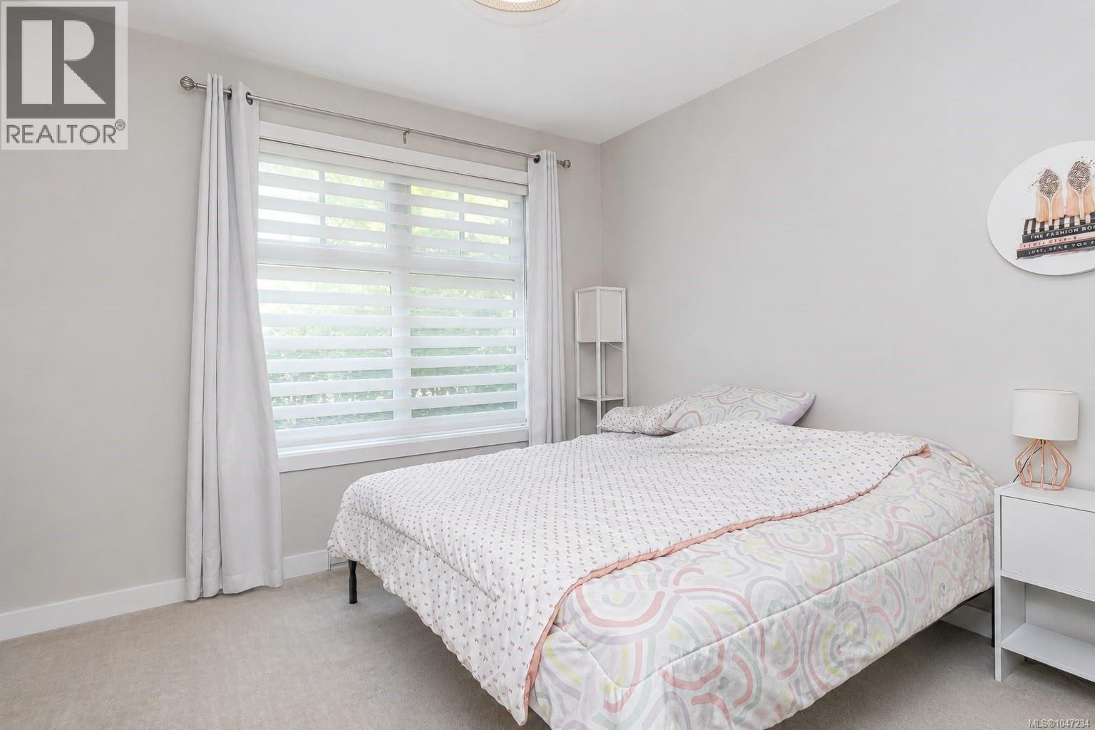 #105 1765 Oak Bay Ave - 18