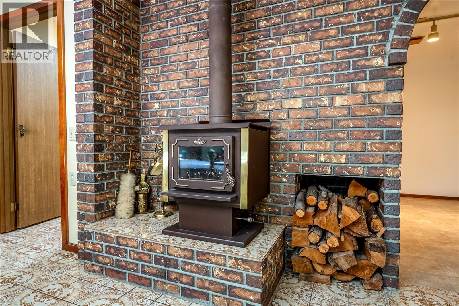 1698 Millstream Rd - Image 15