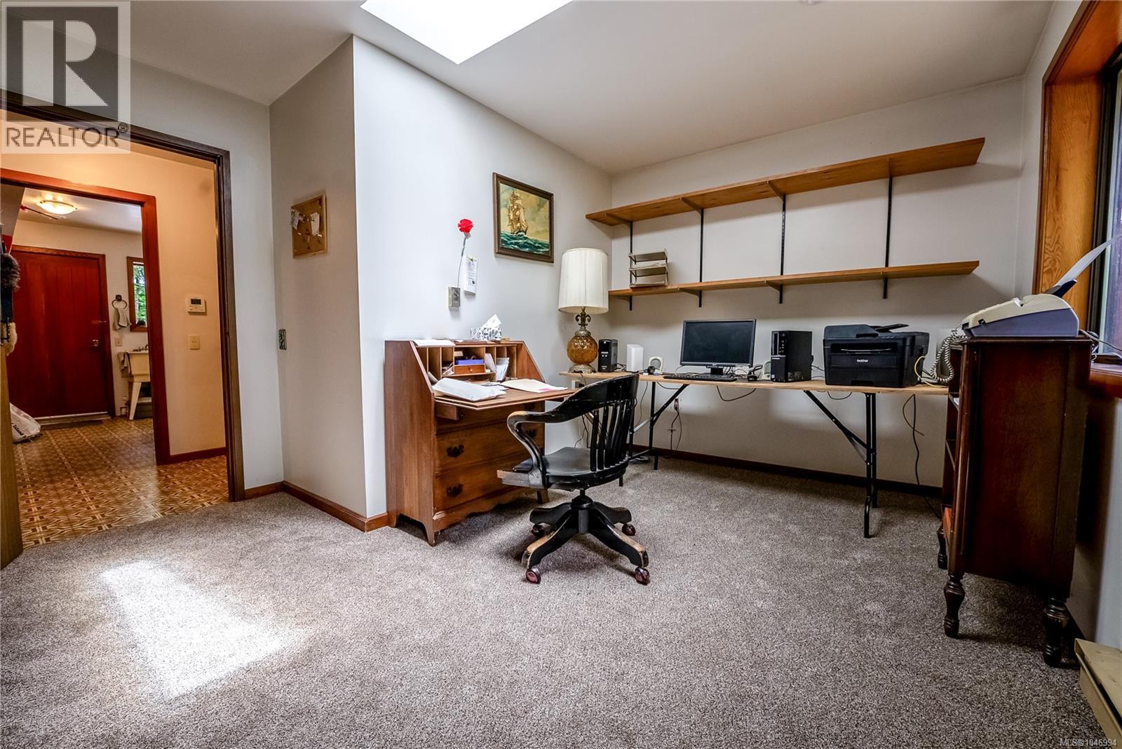 1698 Millstream Rd - Image 24