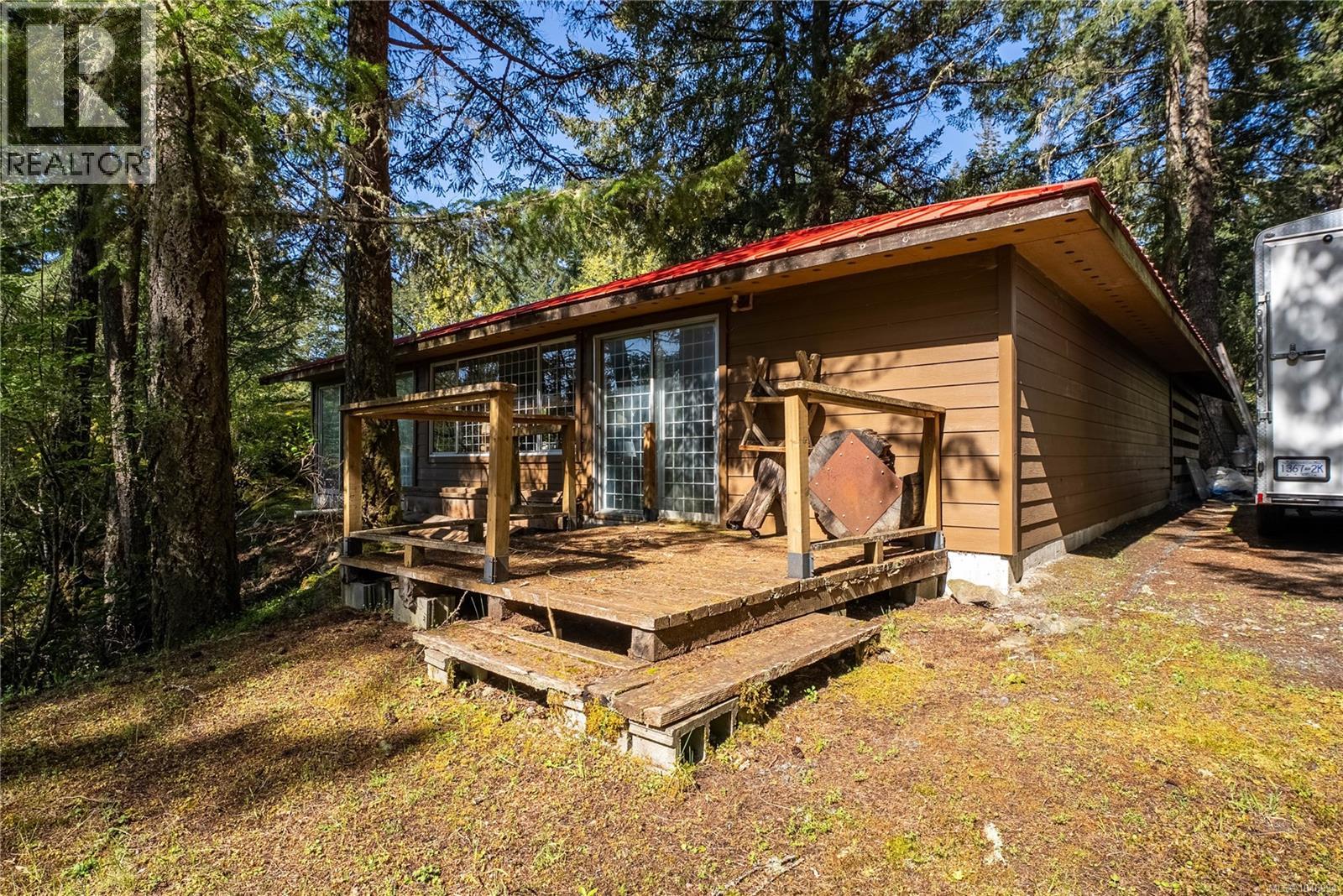 1698 Millstream Rd - Image 35
