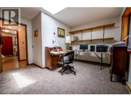 Dining room - 1698 Millstream Rd, Highlands, BC V9B6E7 Photo 24