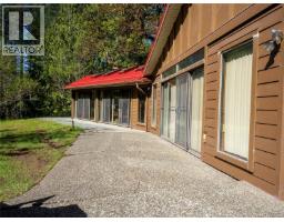 1698 Millstream Rd, Highlands, BC V9B6E7 Photo 31